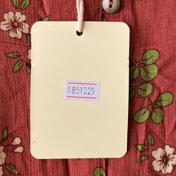 Everybody Talks- Dress. Size- Small. 100% Rayon. - Picture 4 of 10